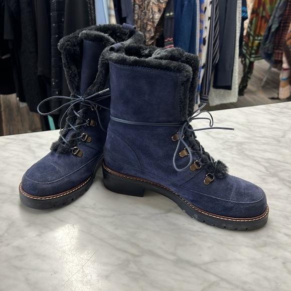 Stuart Weitzman Lug Sole Faux Fur Navy Suede Lace Up Boots Size 7.5 M - Picture 5 of 13